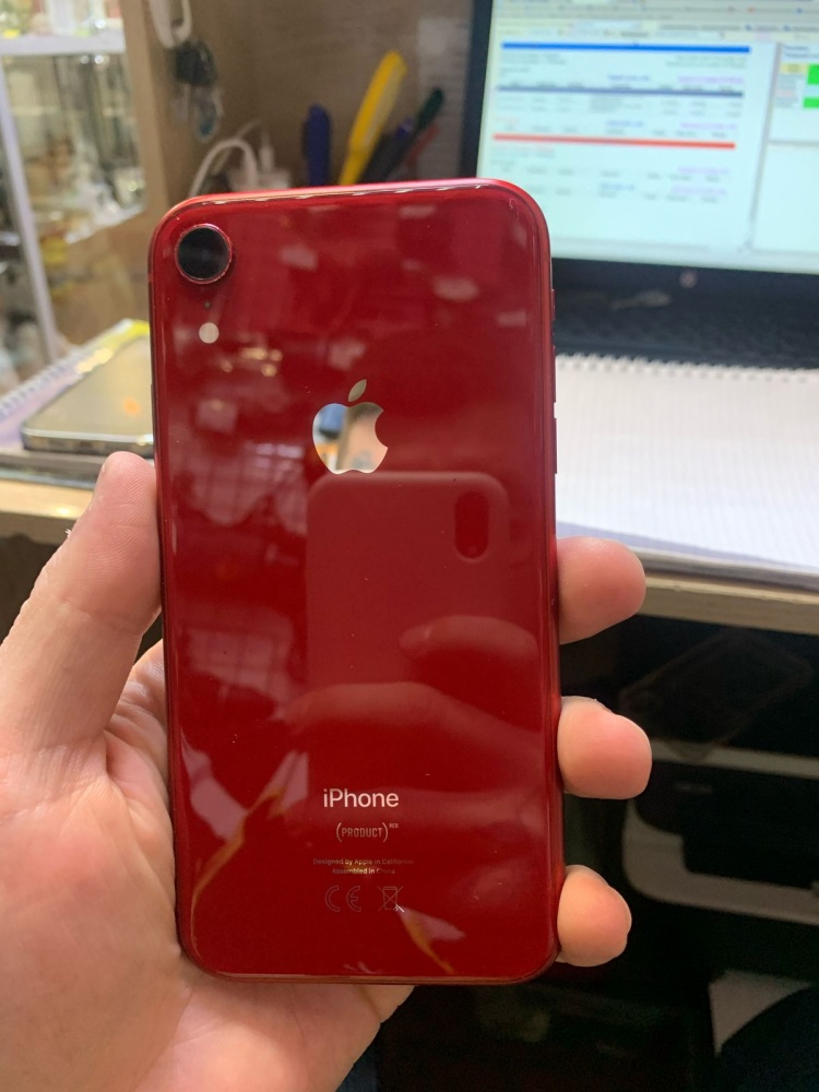 Смартфон iPhone XR 64 Gb