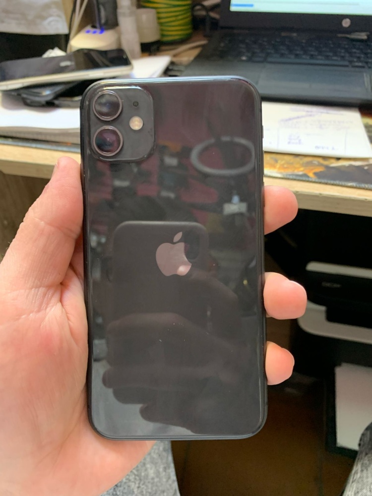 Смартфон iPhone 11 128 Gb