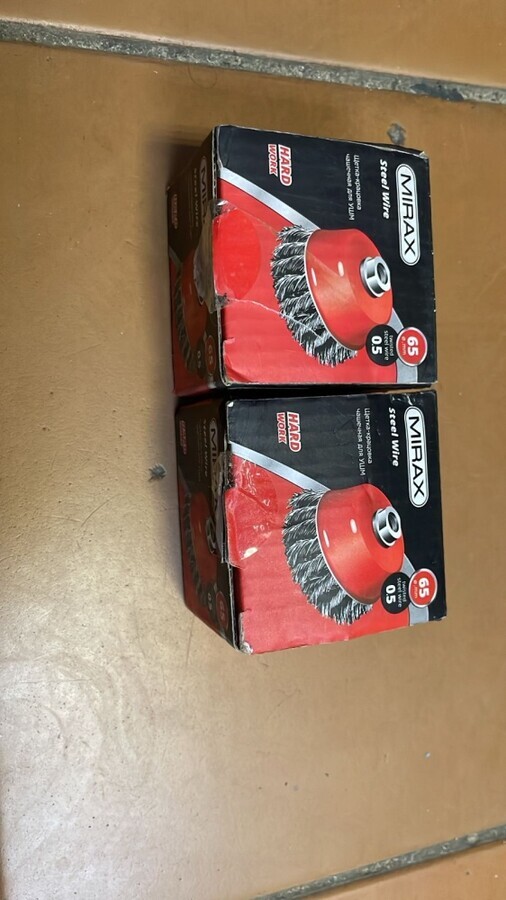 Щетка стальная