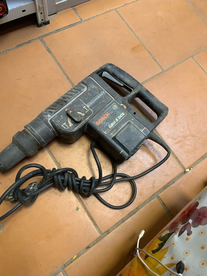 Перфоратор Bosh