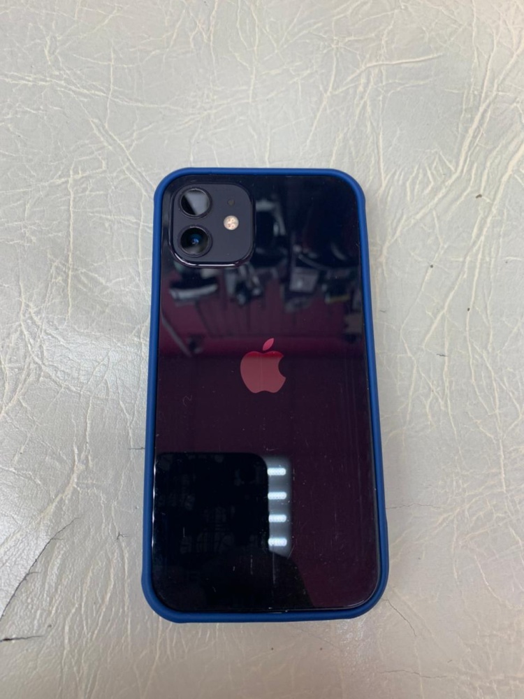 Смартфон iPhone 12 64 Gb