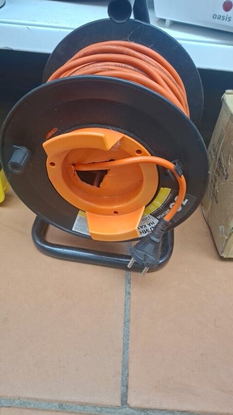 Удлинитель  на катушке 30 м