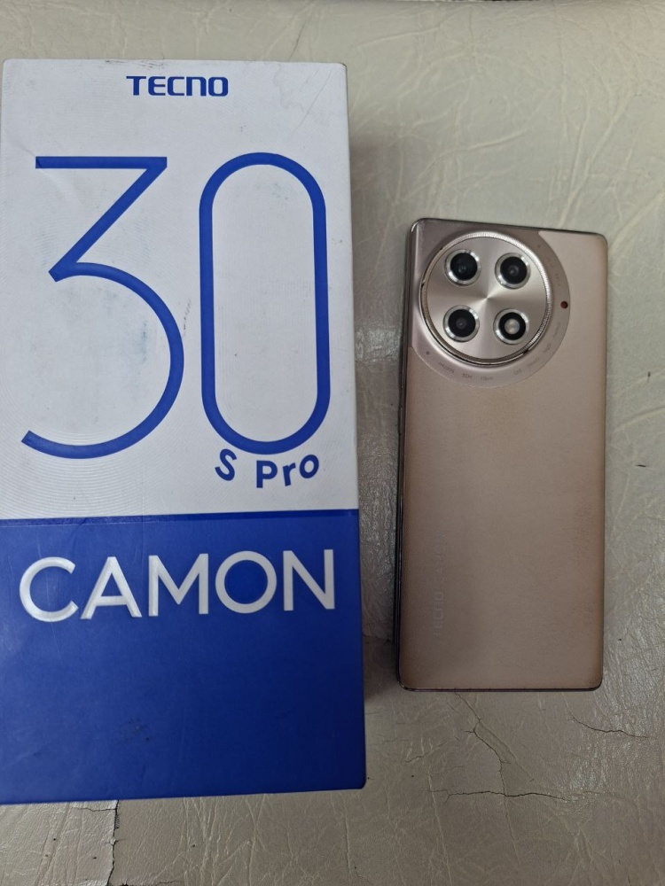 Мобильный телефон Tecno СAMON 30 PRO