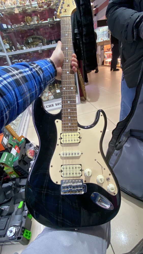 Гитара Aria STG