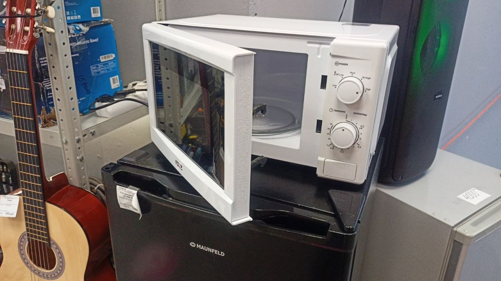 Микроволновая печь RazzBYS-2805