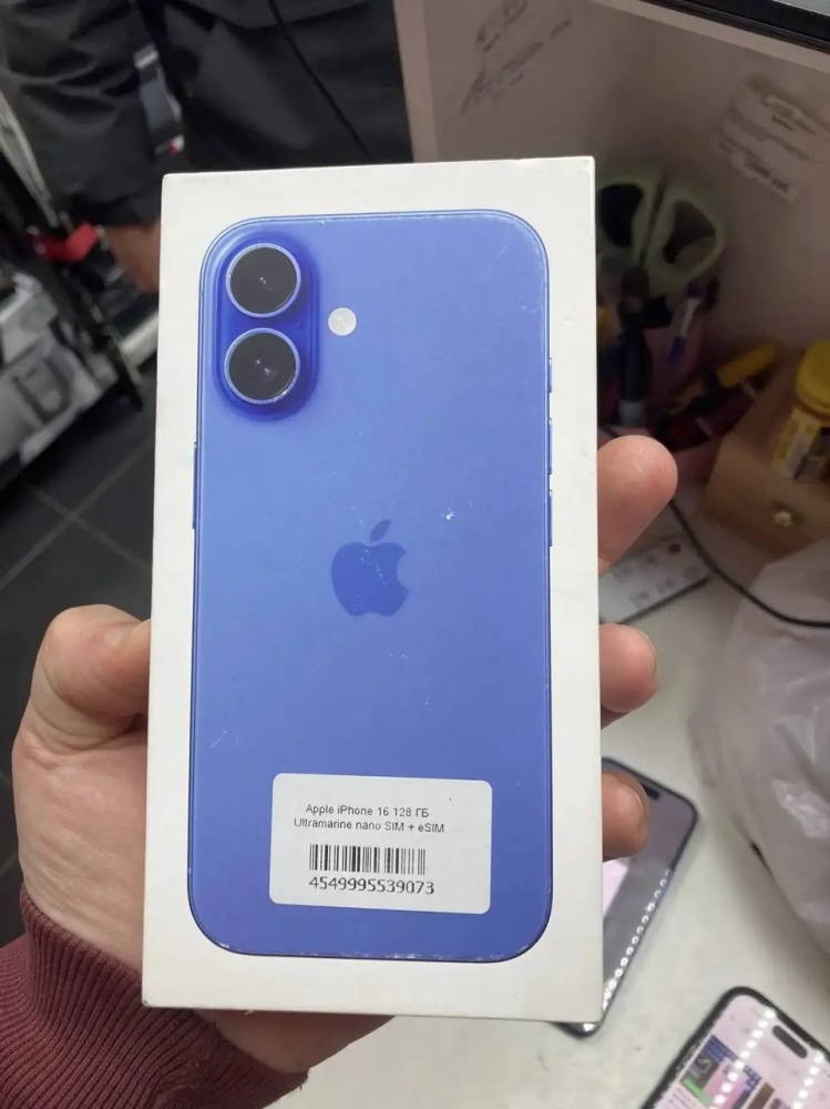 Смартфон iPhone 16 128